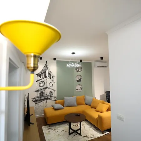 Center - Your Cosy Corner Apartment *