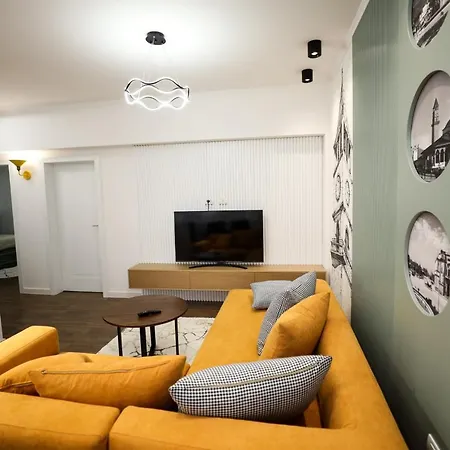 Center - Your Cosy Corner Тирана