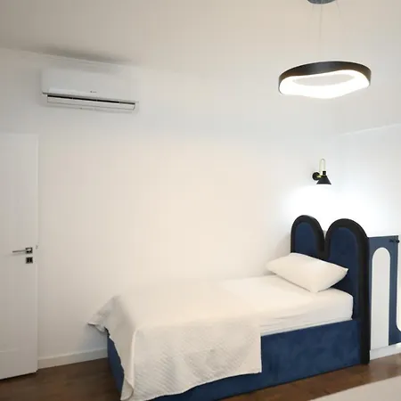 Center - Your Cosy Corner