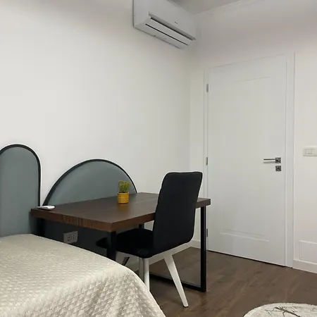 Center - Your Cosy Corner Apartment