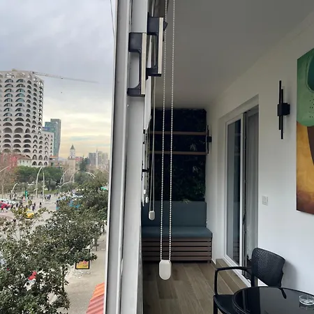 Center - Your Cosy Corner Апартаменты Тирана
