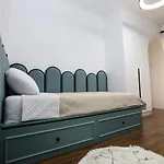 Center - Your Cosy Corner شقة تيرانا