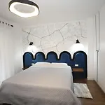 Center - Your Cosy Corner *