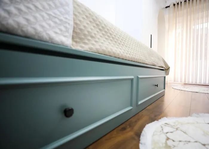 Center - Your Cosy Corner * Tirana