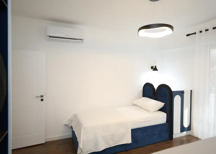 Center - Your Cosy Corner